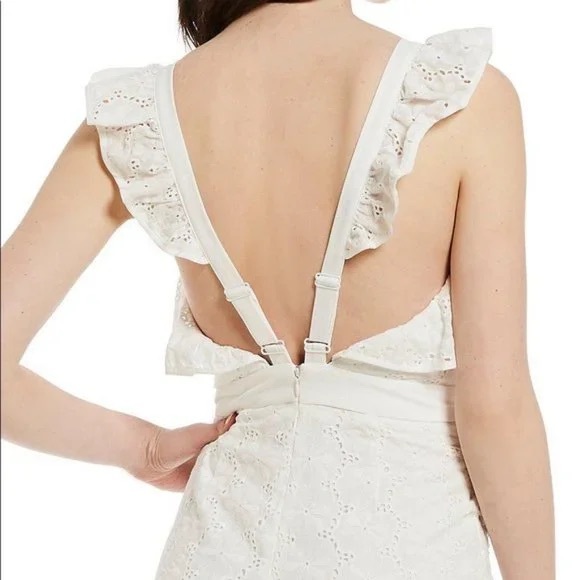 Gianni Bini Sleeveless Ruffled Eyelet Jumpsuit XS NWOT - Picture 4 of 4